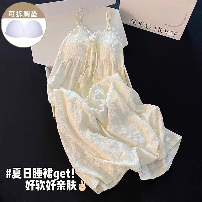 Hot summer style girl's lace and sweet mid-length nightgown with padded straps and cloud cotton nightgown