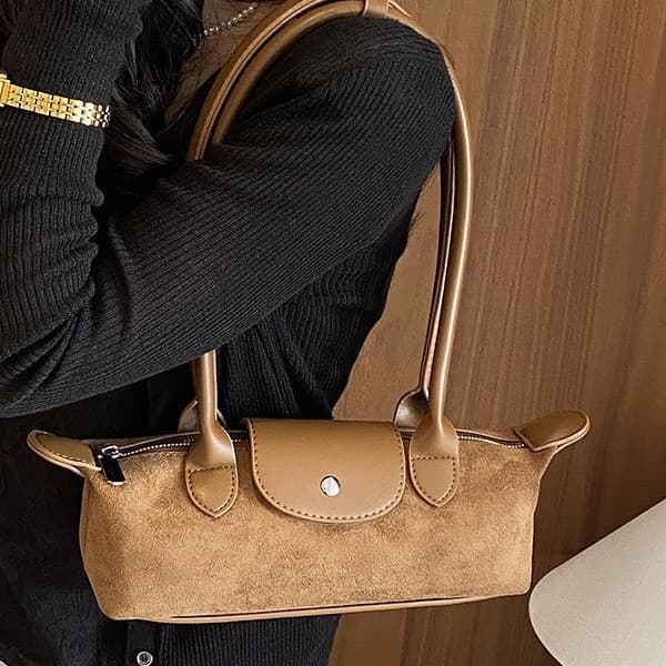 Niche hot-selling baguette bag for women 2026 new versatile shoulder bag handbag commuter tote bag armpit bag
