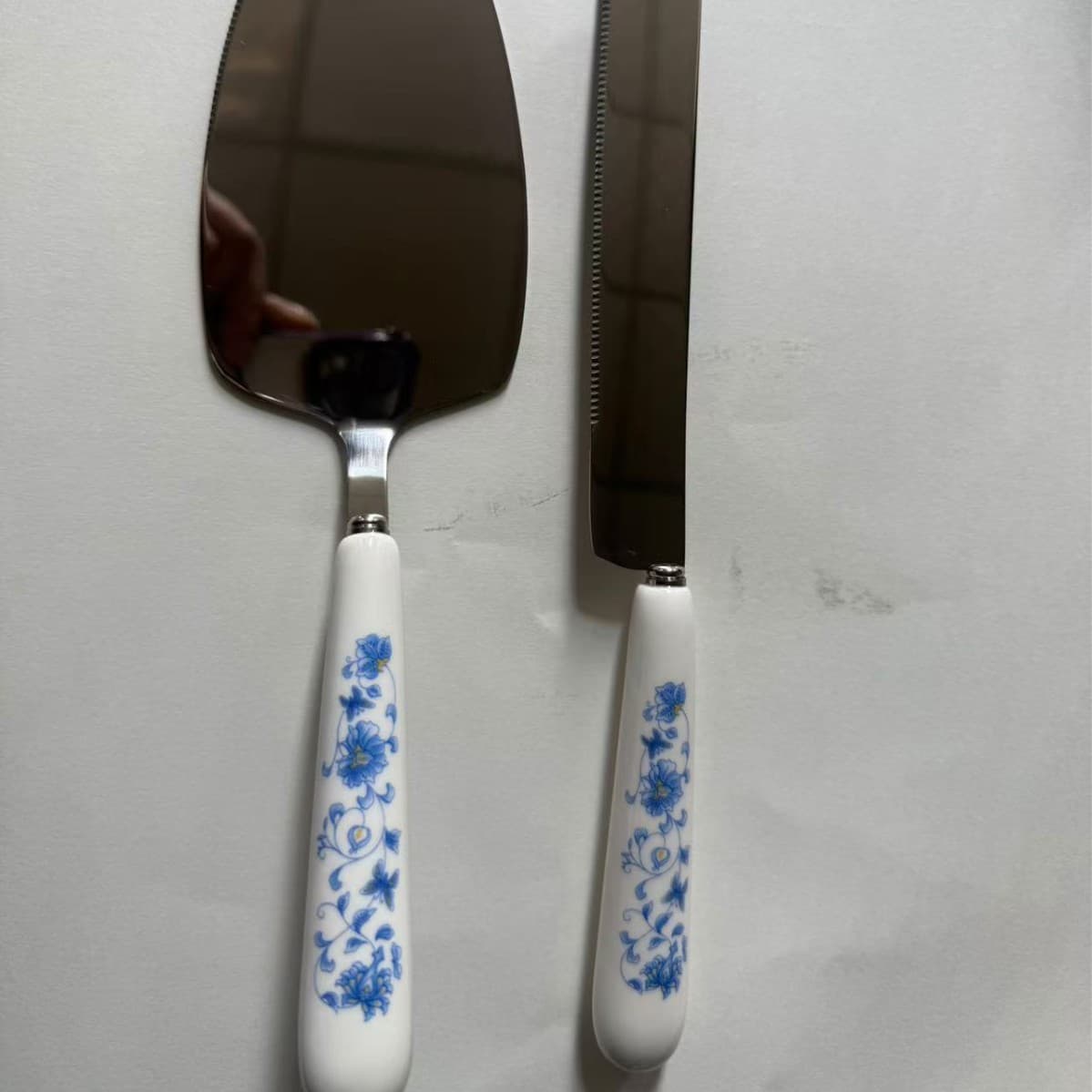 Custom Ceramic Handle Cake Cutter Stainless Steel Baking Tool Dessert Salad Mixing Spoon Fork Scraper Set