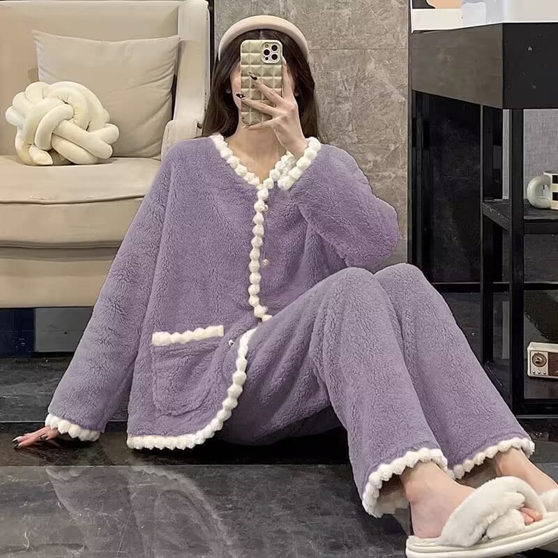 Trendy New Women's Pajama Set Loose Fit Autumn Winter Sweet Chanel Style Fleece-Lined Thick Warm Loungewear Set