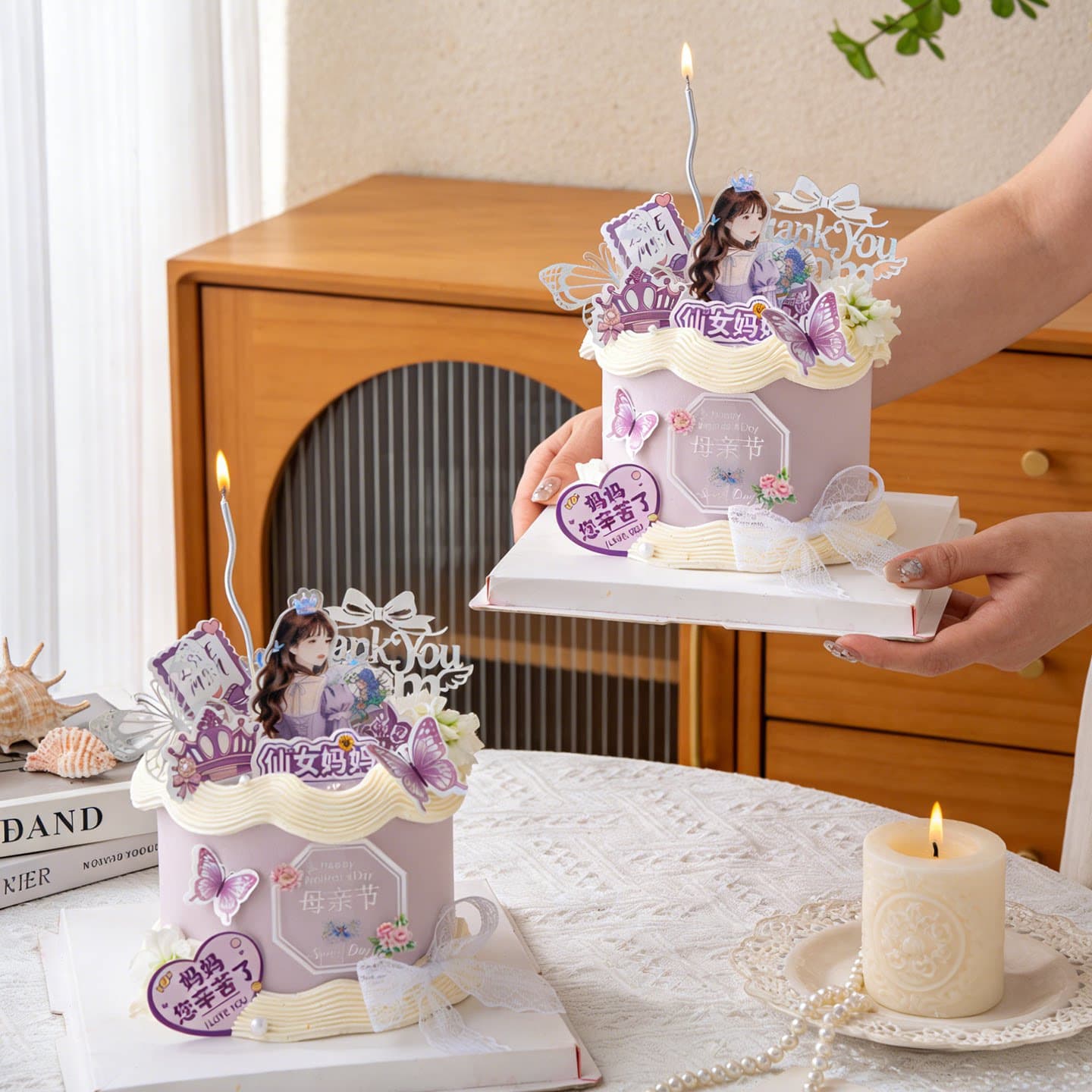 Elegant bouquet silhouette, Mother's Day themed cake decoration, "Thank you, Mom" acrylic insert.