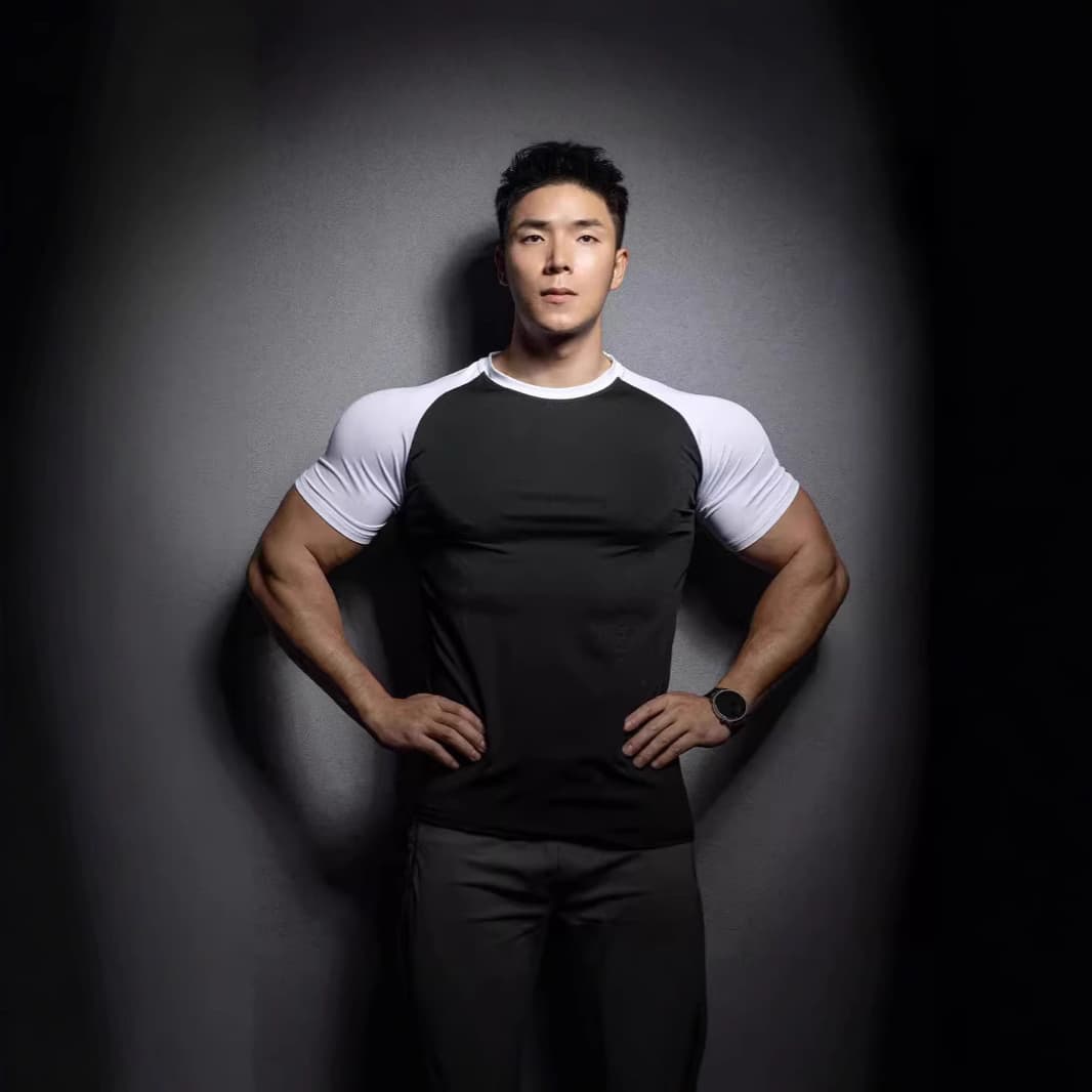 Men's Summer Running Gym Casual Training Quick Dry Short Sleeve Elastic Base Solid Color T-shirt Polyester Fiber Round Neck Short Sleeve T-shirt