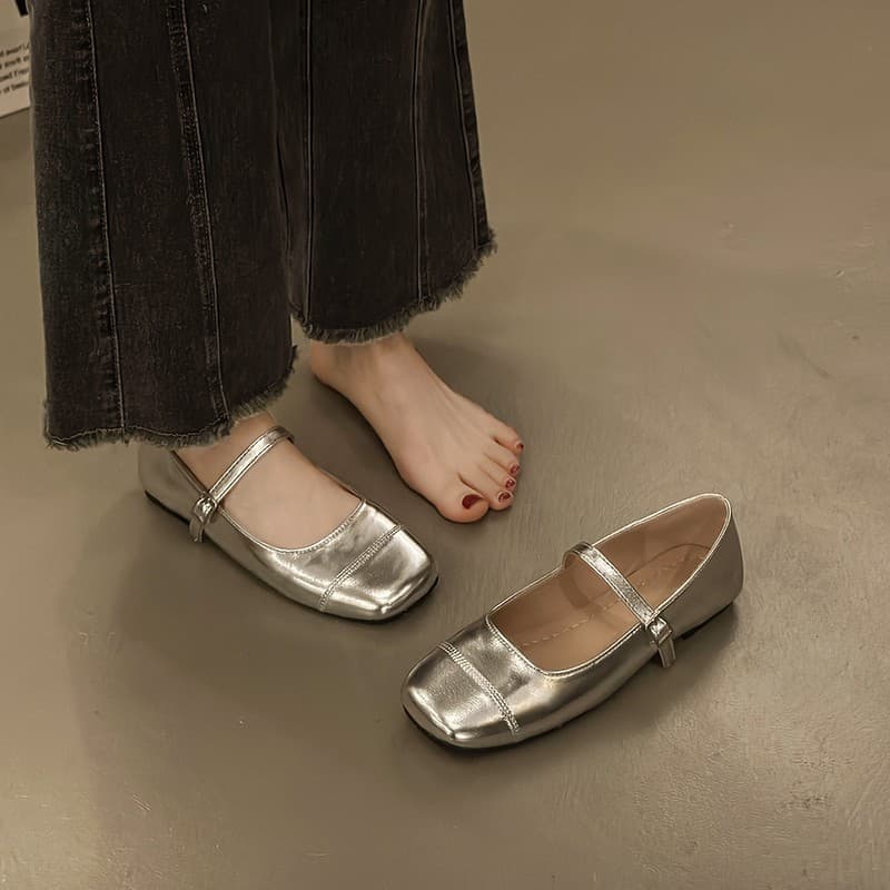 Summer French Style Chanel Style silver Shallow Mouth Flat Mary Jane Shoes Late Night Women's Shoes Summer Vintage British Style Single Shoes