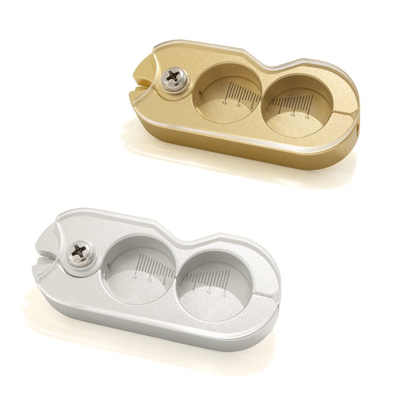 Aluminum alloy medicine divider, graduated medicine cutter, portable medicine dividing scissors, one-to-two medicine divider, portable medicine box, boxed