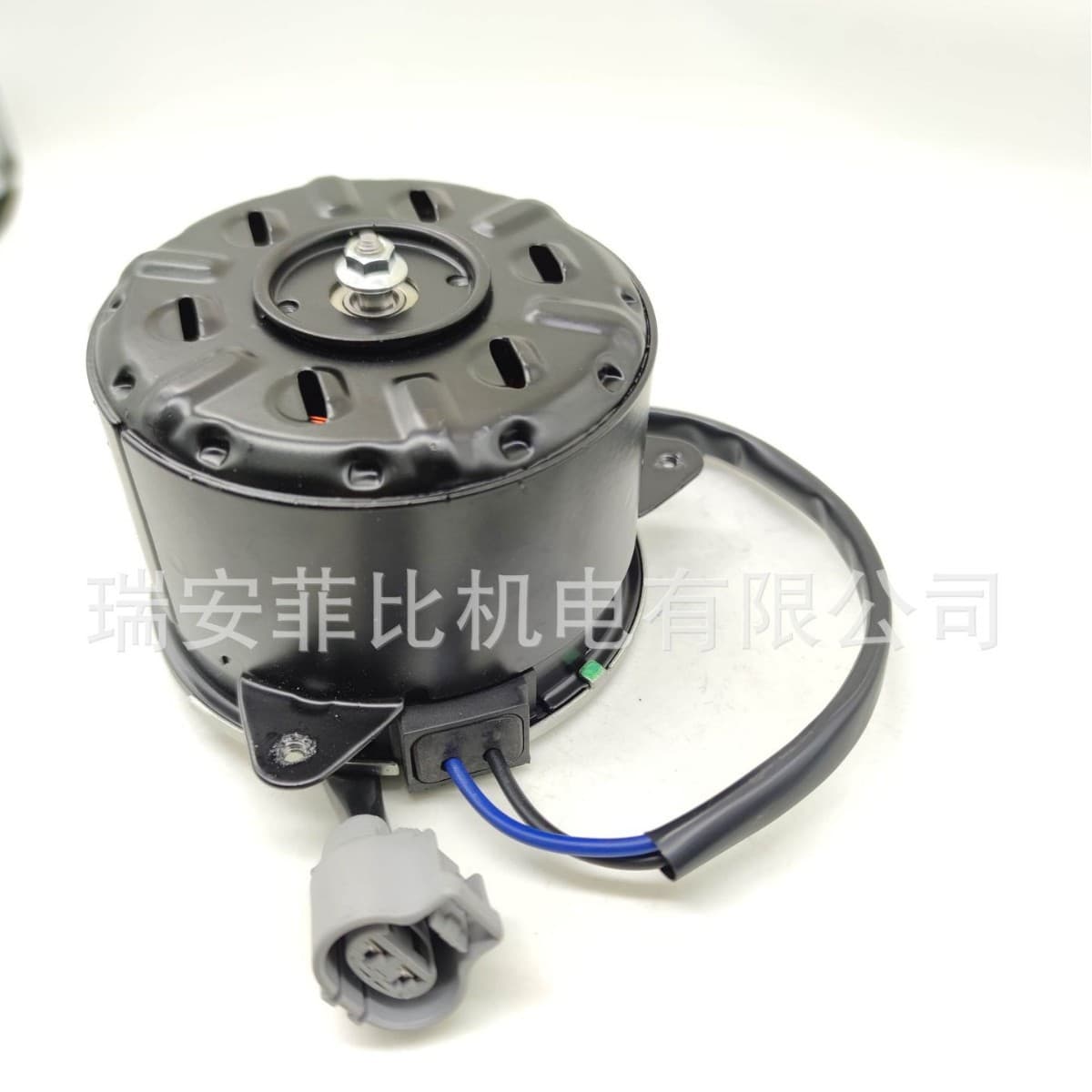 16363-75030 /168000-5470/16363-20390/16363-20400 Car Fan Motor