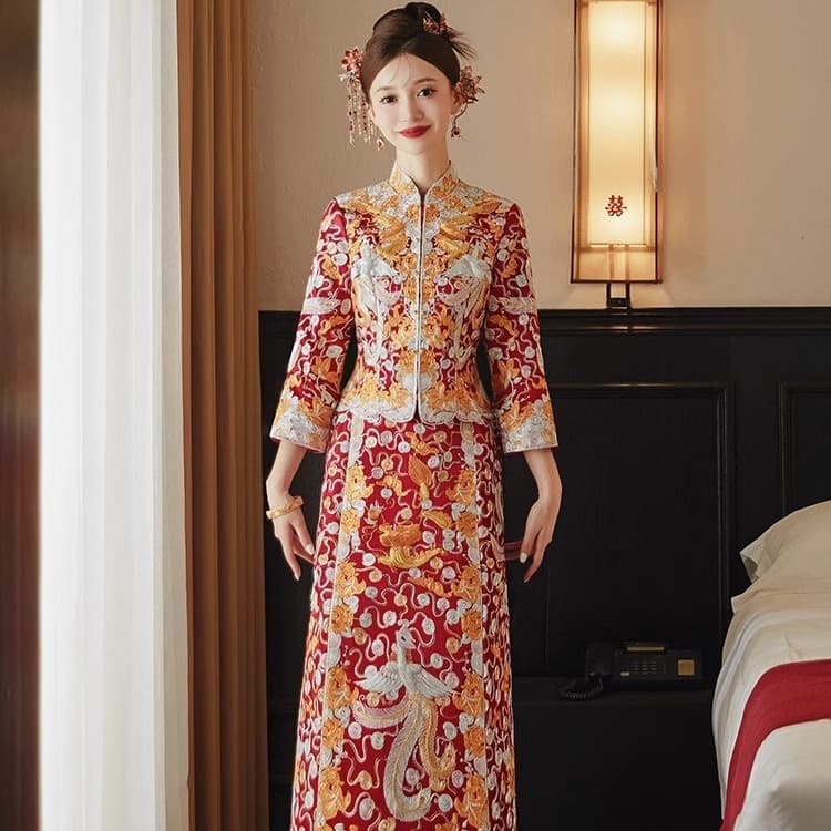 Dragon and Phoenix Gown Xiuhe Clothes 2026 New Chinese Bride Wedding Clothes Toast Clothes Small Big Five Fu Coat Imperial Coat Queen