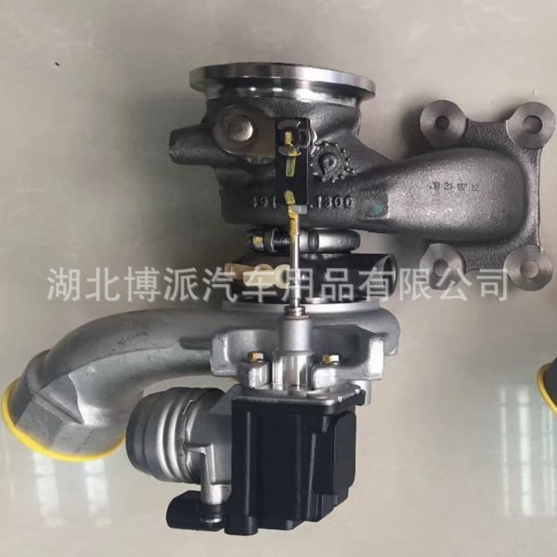 Audi A3 Volkswagen Sharan 1.4T Turbocharger Assembly 04E145704P