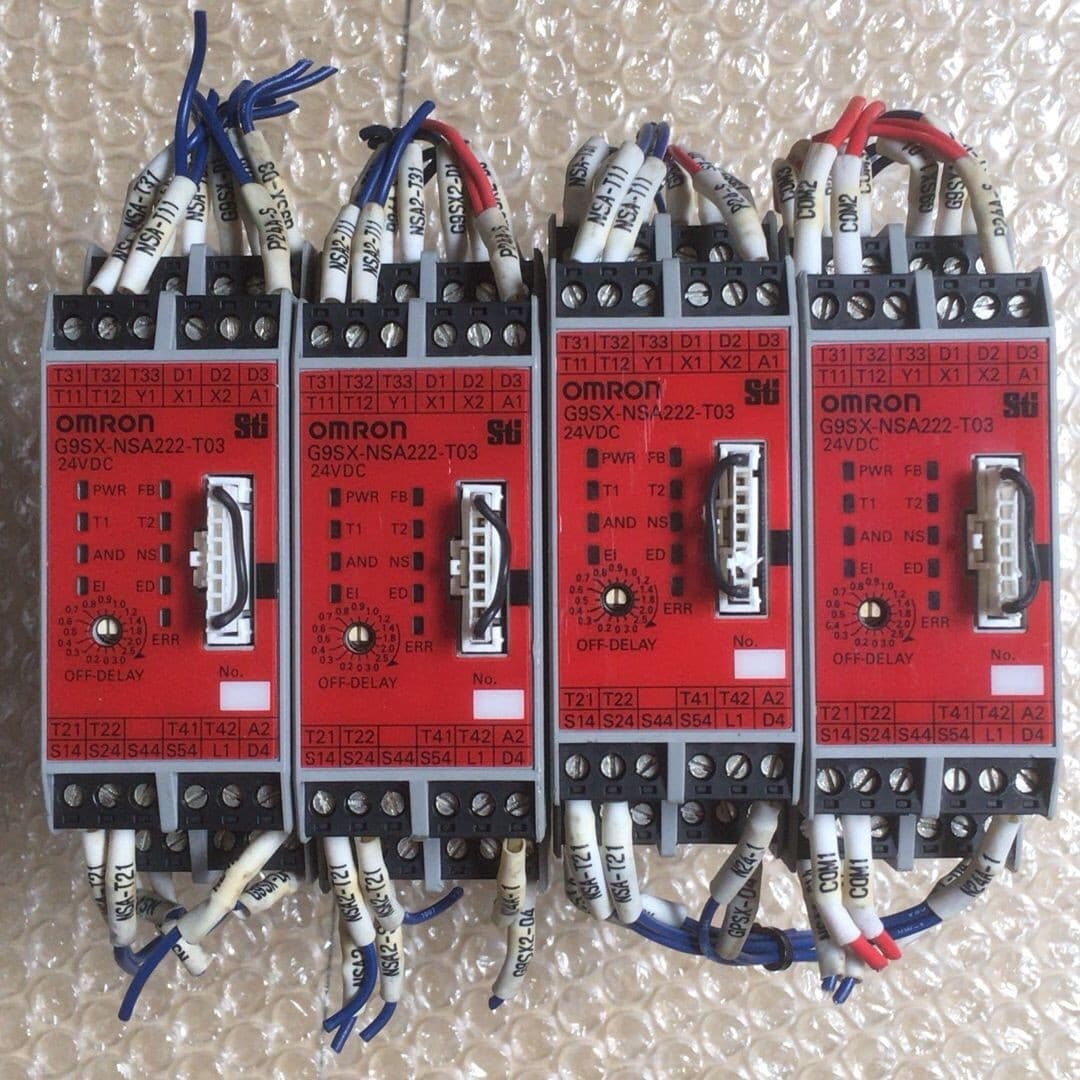 [Negotiable] Safety relay G9SX-NSA222-RT disassembled