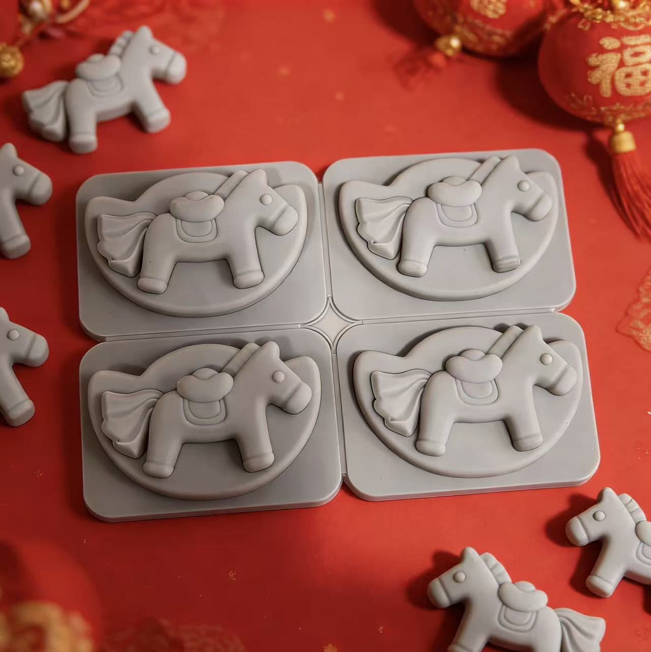 In Stock DIY Aromatherapy Wax Sheet Silicone Mold DIY Plaster Hanging Sign 4-Connector Money Horse Mold