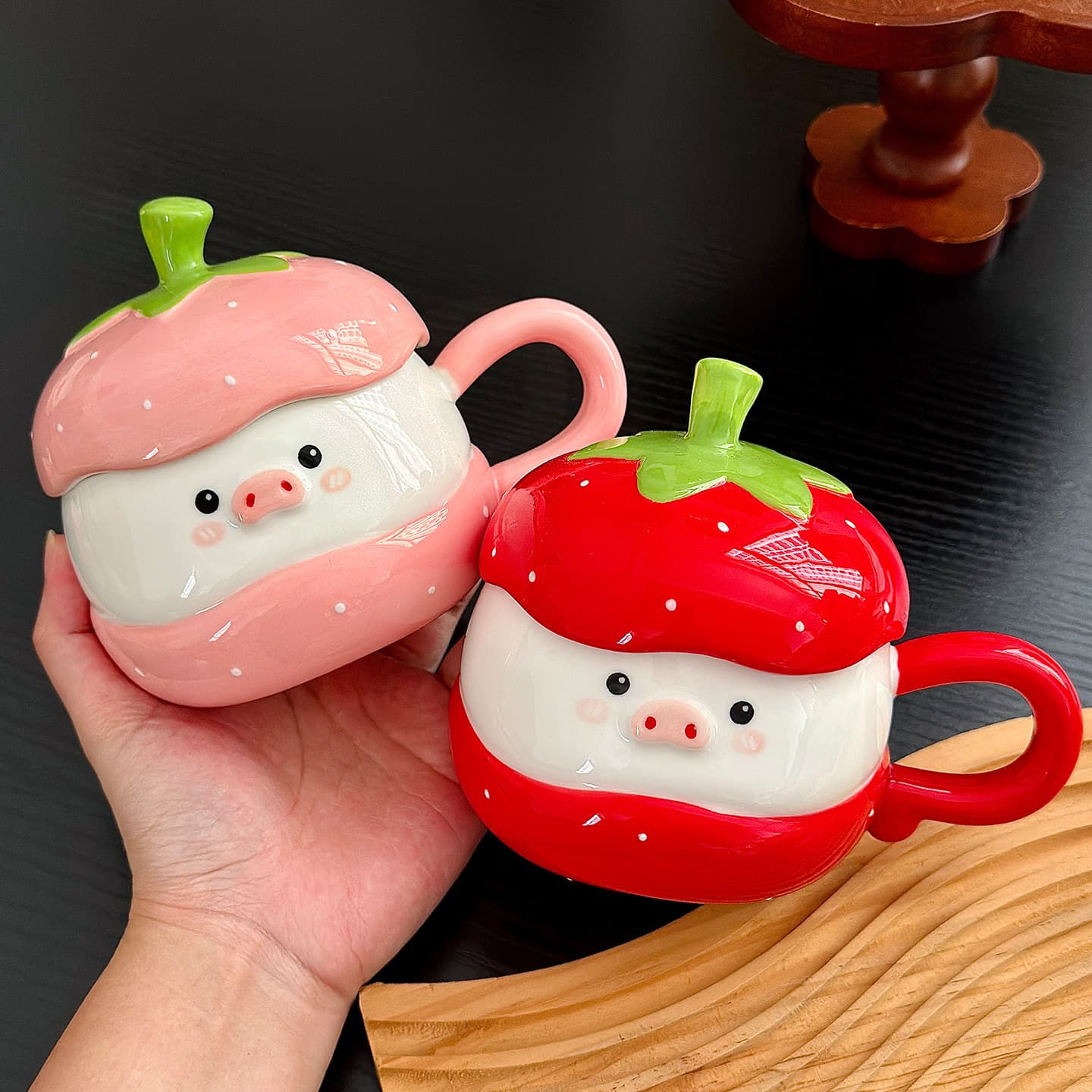 Creative Strawberry Bobo Pig Ceramic Mug with Lid, 3D Design Cartoon Household Breakfast Milk Cup, Souvenir Gift