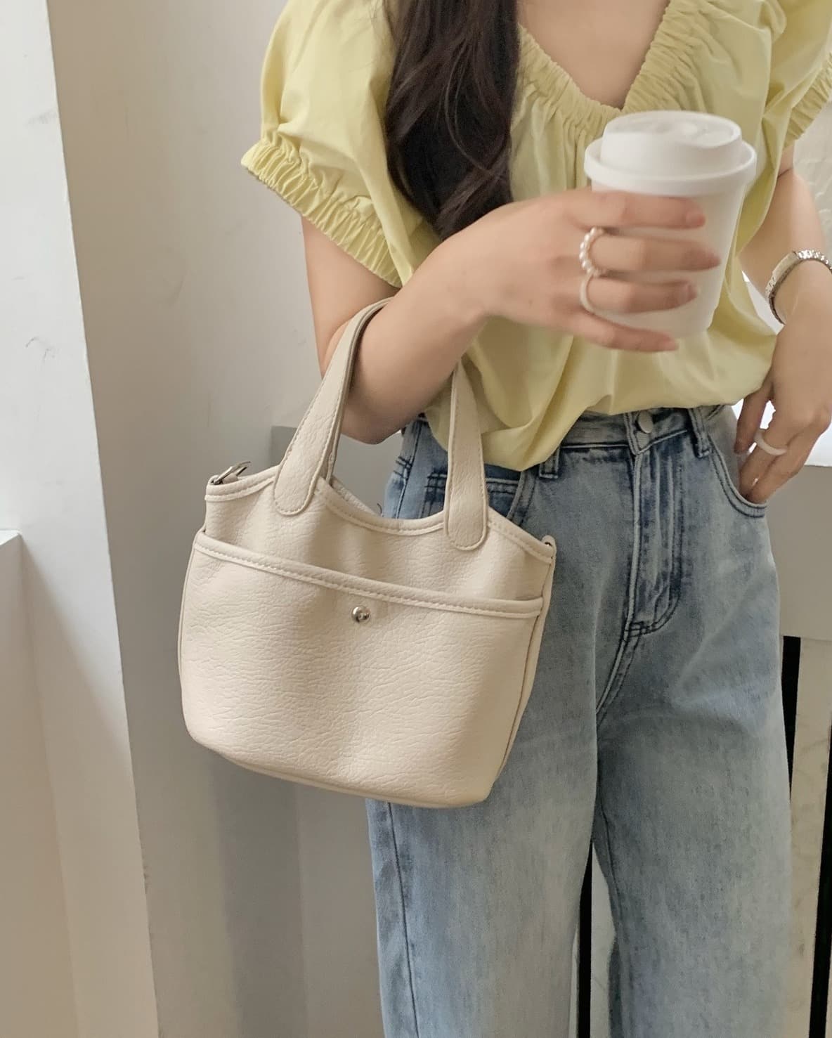 Women's Bag Wholesale 2022 New Korean Fashion Vegetable Basket Handbag Simple Soft Leather Shoulder Bucket Bag for Women