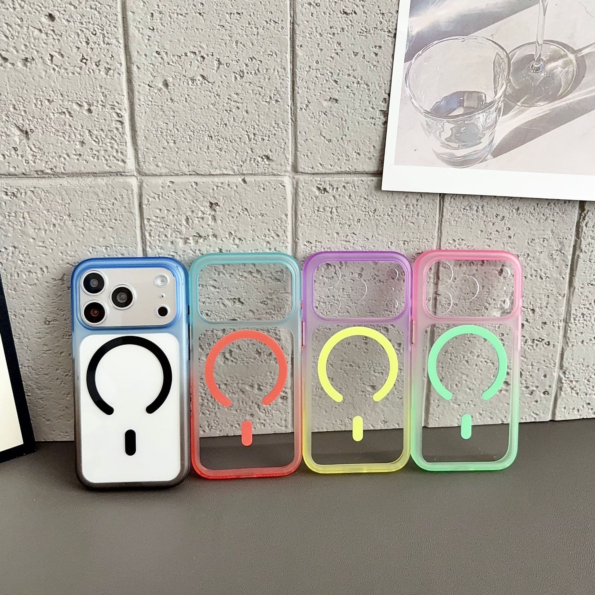Apple 17 promax original shield gradient magnetic phone case iPhone 16 high transparency 15 fine holes 14 anti-fall protective cover