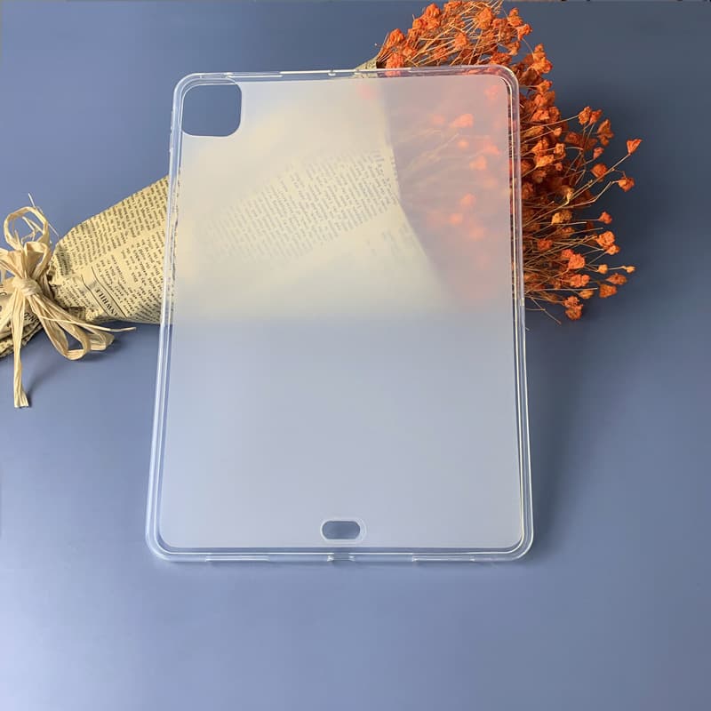 Compatible with iPad Air 11 Pro 11 2024 translucent TPU soft shell and Air 13 2024 rubber case.