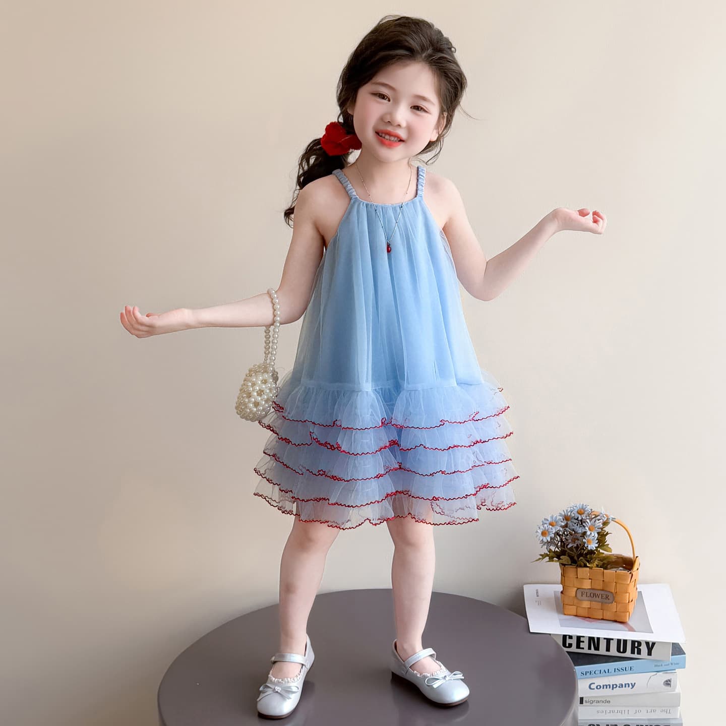 Girls Summer Dress 2026 New Blue Mesh Suspender Mesh Skirt Little Girl Puffy Birthday Princess Dress