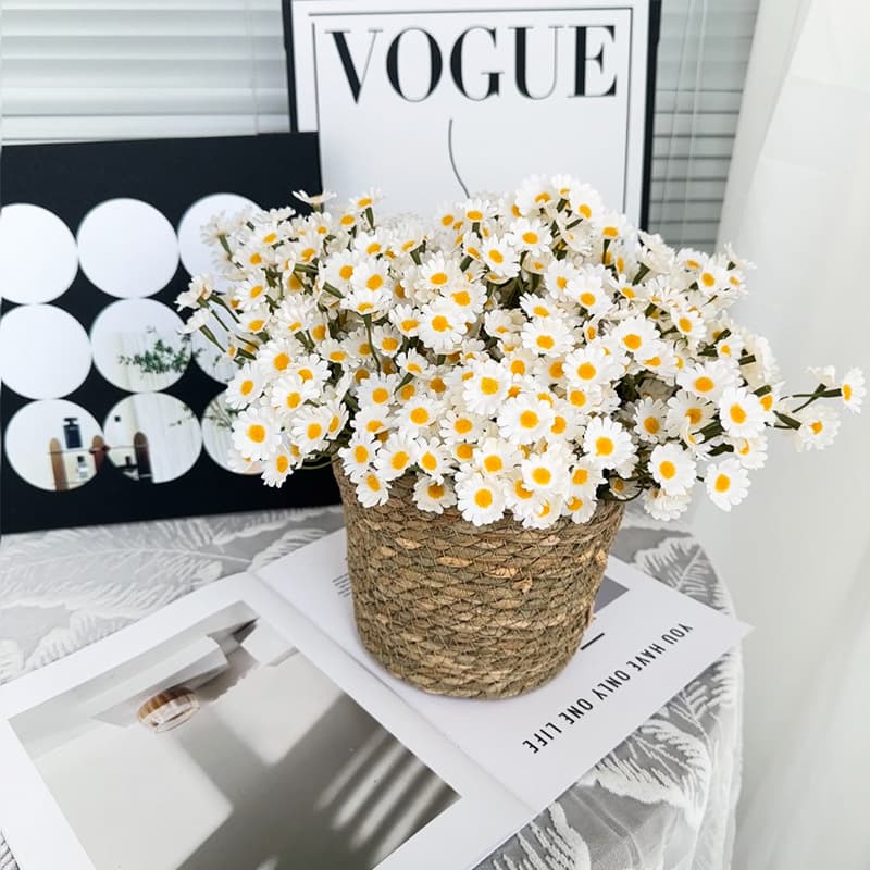Ins Style Small Fresh Bunch of Daisy Artificial Flowers Chamomile Fake Flower Decoration for Home, Homestay, Desktop Display