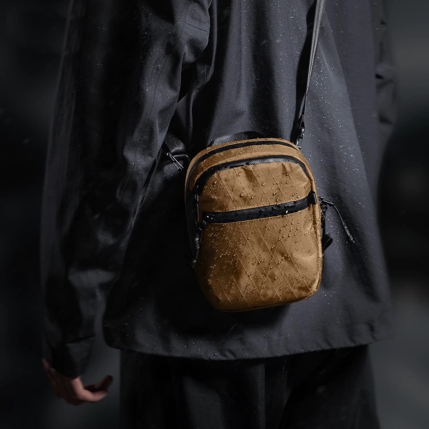 26 New Diamond Quilted Phone Bag Functional Sports Crossbody Bag Outdoor Lightweight Waterproof Nylon Mini Camera Chest Bag