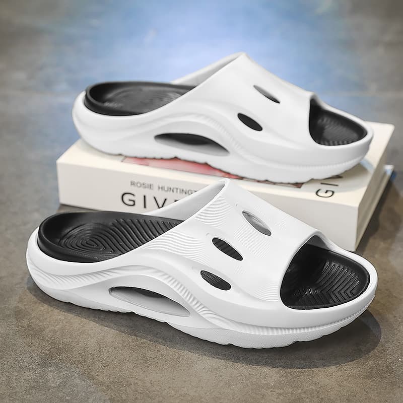 Plus-size, breathable, stylish, classic sandals perfect for spring and summer, ideal for casual wear indoors or at home. Lightweight and comfortable slippers.
