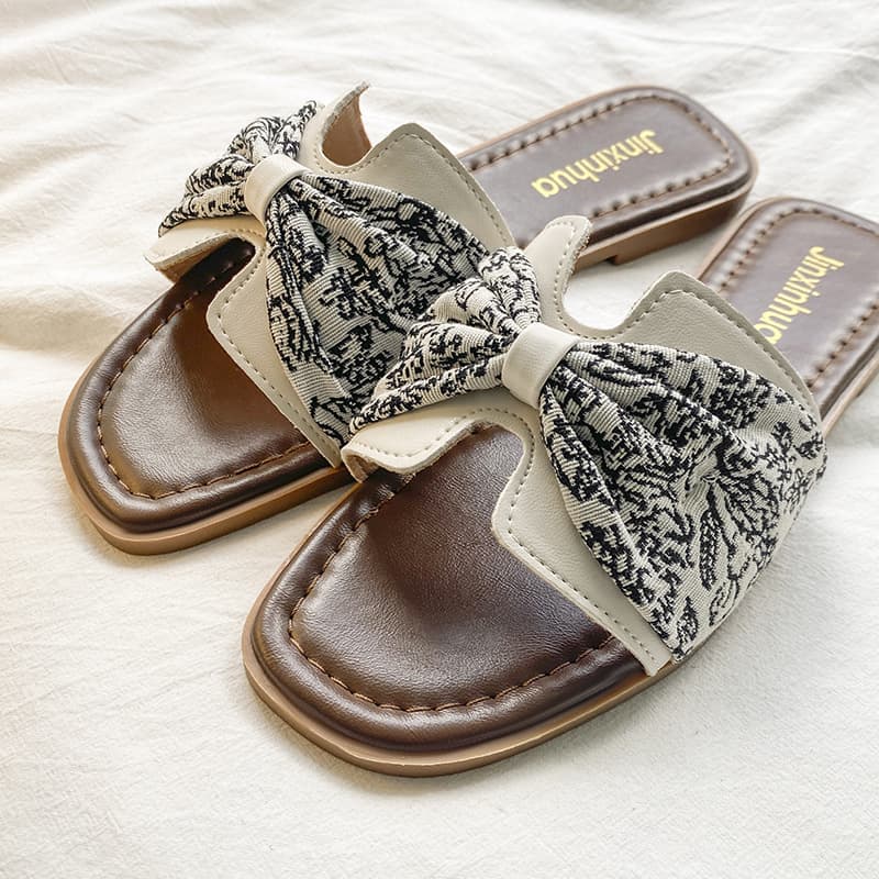 Fairy-style Elegant French Flat Sandals for Dresses, Chinese-style Casual Slippers for Women 2026 New Summer Fashion Outdoor Slippers