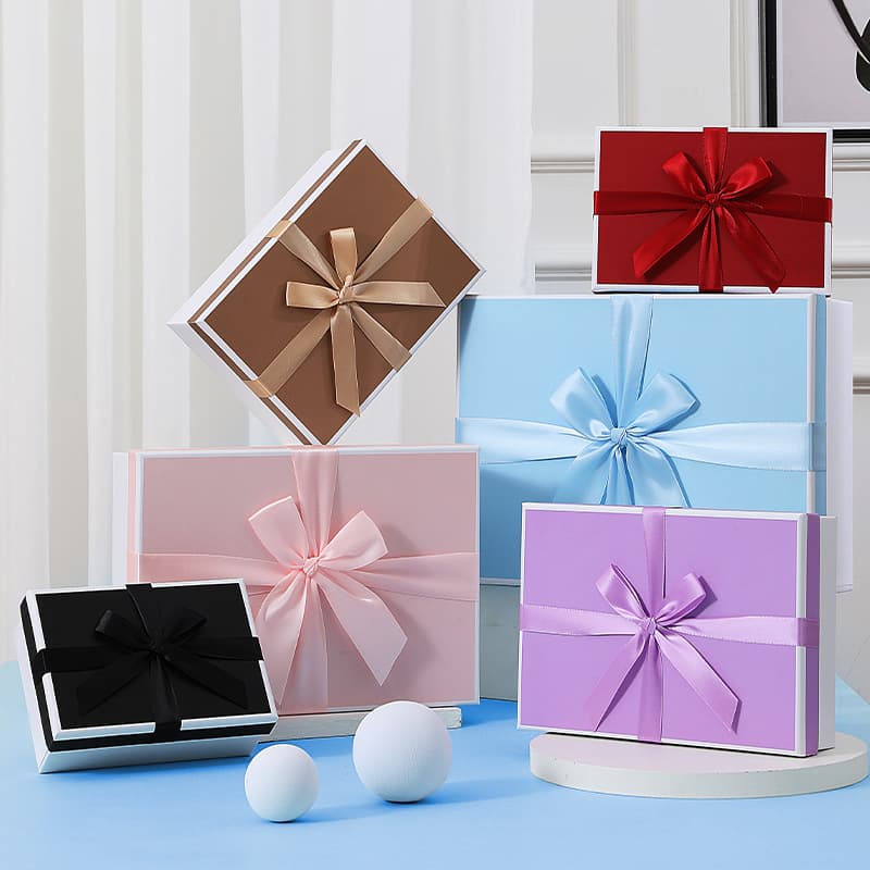Fresh and Elegant Gift Box, Exquisite Skincare Gift Box for Girls, Lipstick Scarf Clothing Gift Box, Empty Box