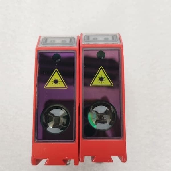 German Leuze ODSL 96B MW6-2000-S12 Laser Sensor.