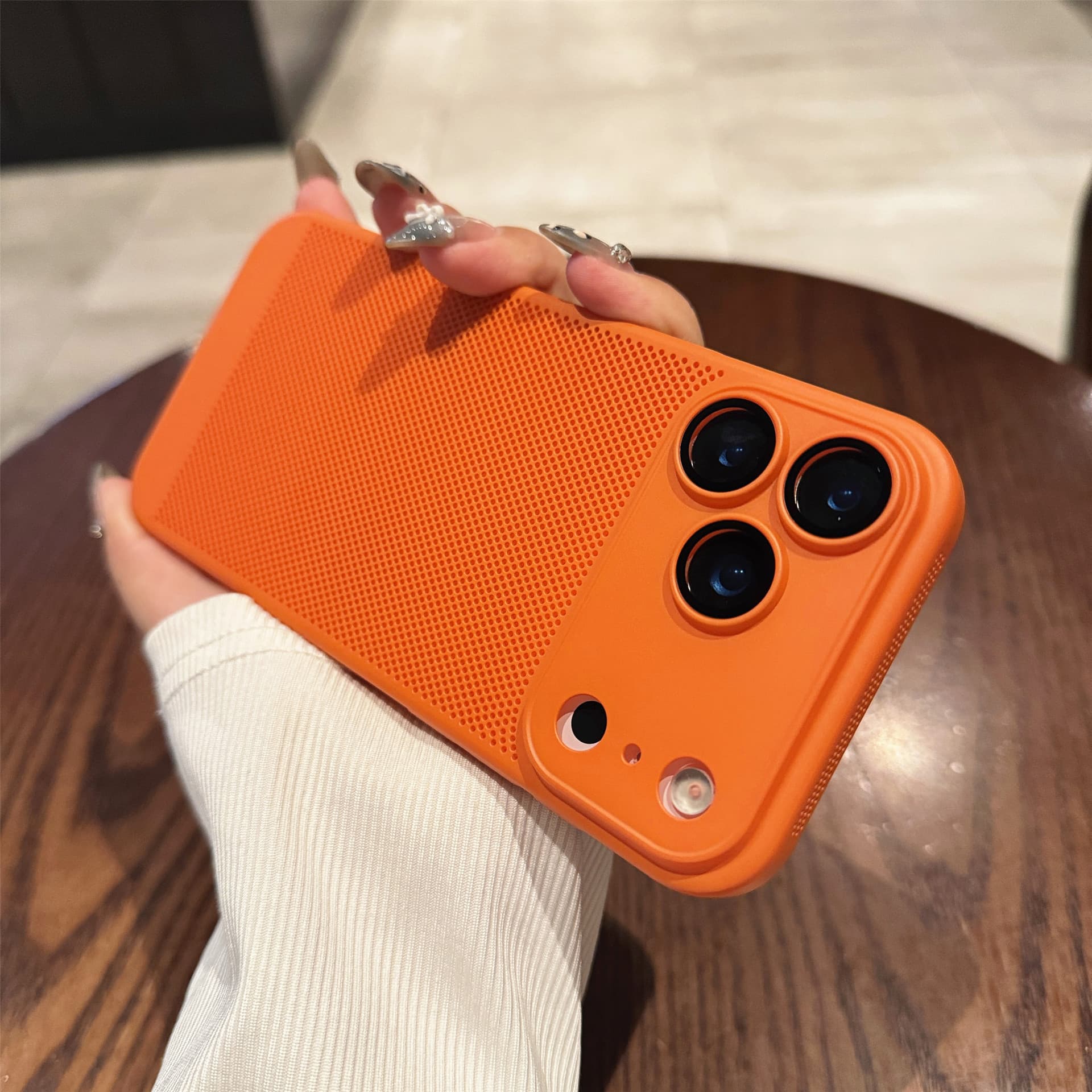 Mesh Breathable and Heat Dissipation Suitable for Apple 17 Mobile Phone Case All-Inclusive Lens Film Skin-Feel Ultra-Thin iPhone 16 Protective Case