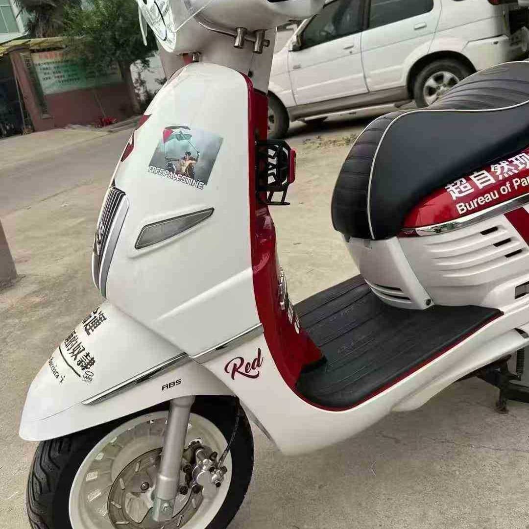 Peugeot Django 150 Retro Scooter, Coca-Cola Graphics, Fuel Scooter 150cc