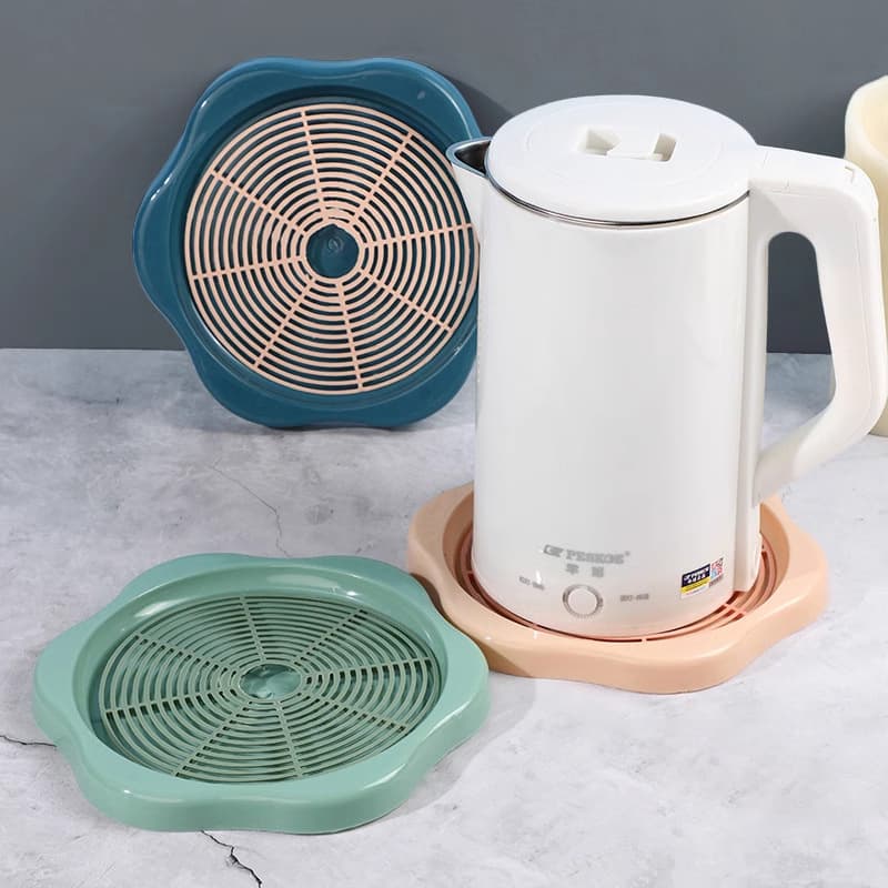 New Heatproof Kettle Mats with Leak-proof Thickened Trays, Stylish Anti-slip Insulated Drip Pans for Home Thermos