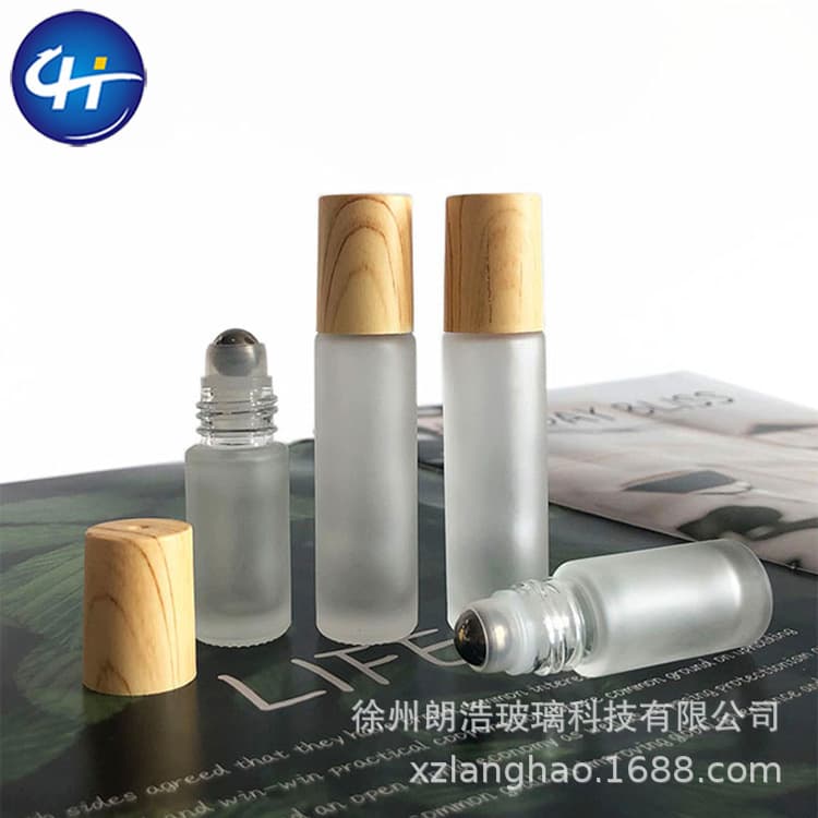 Cross-border 5/10ml frosted glass wood grain cap roll-on bottle for essential oils and perfumes, can be set.
