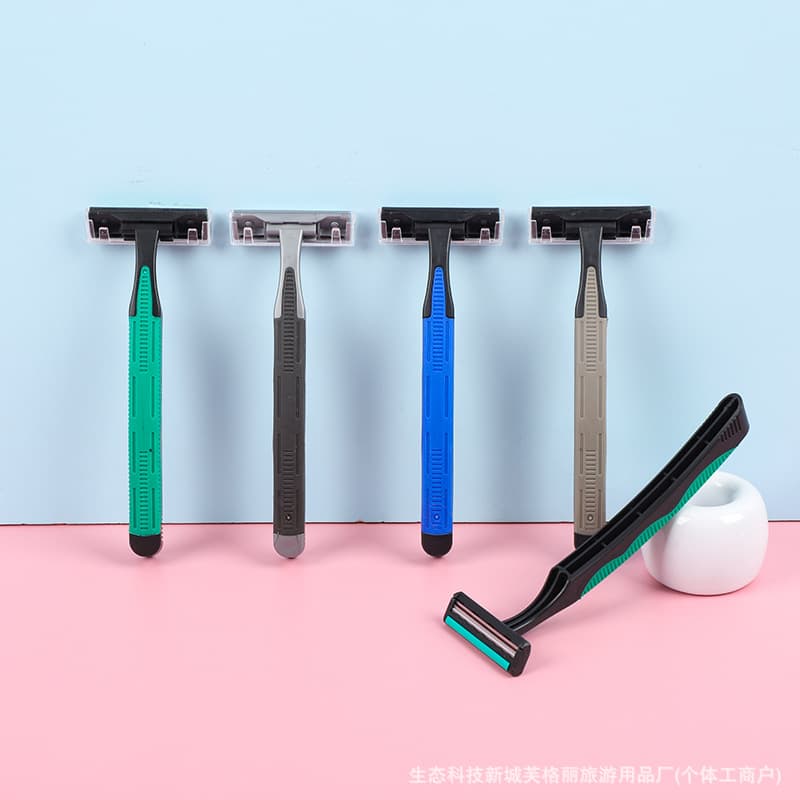 Hotel Disposable Razor for Men, Triple-Blade Razor, Bathing Center Disposable Shaver