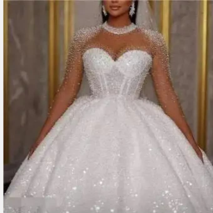 French Light Luxury Slim Fit Bridal Dress with Pearlescent Sheen for Photography Studio, Long Sleeve Puffy Dress, Cross-Border European and American Style