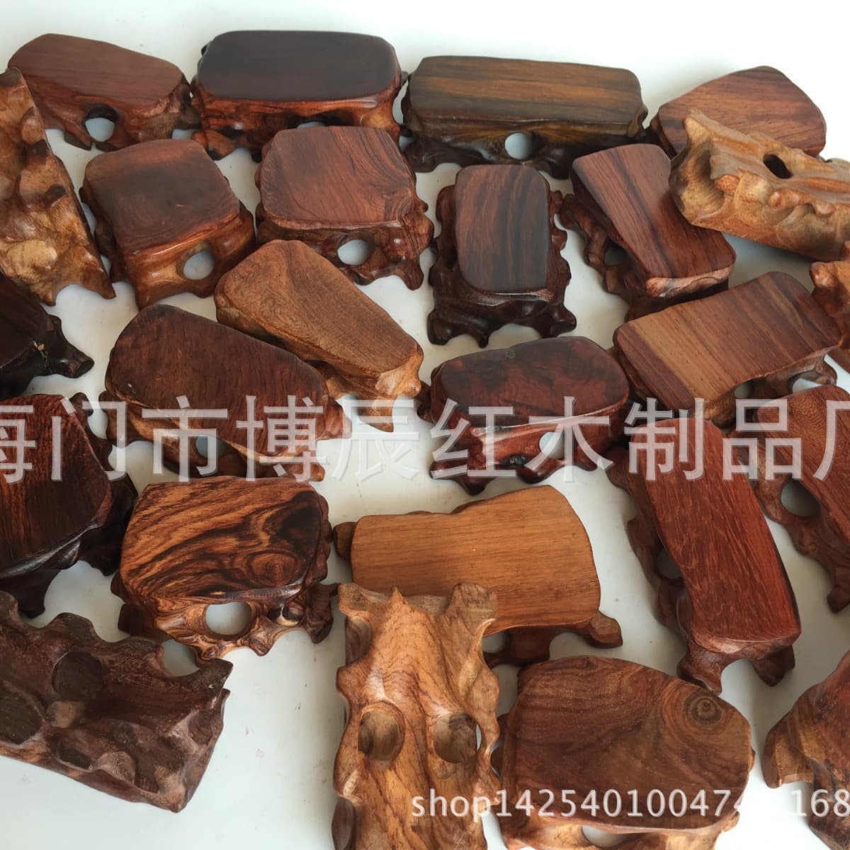 Factory Direct Supply Rosewood Carving Crafts, Unique Jade Stones Agate, Root Carvings with Natural Shapes, Engravable Seal Display Bases