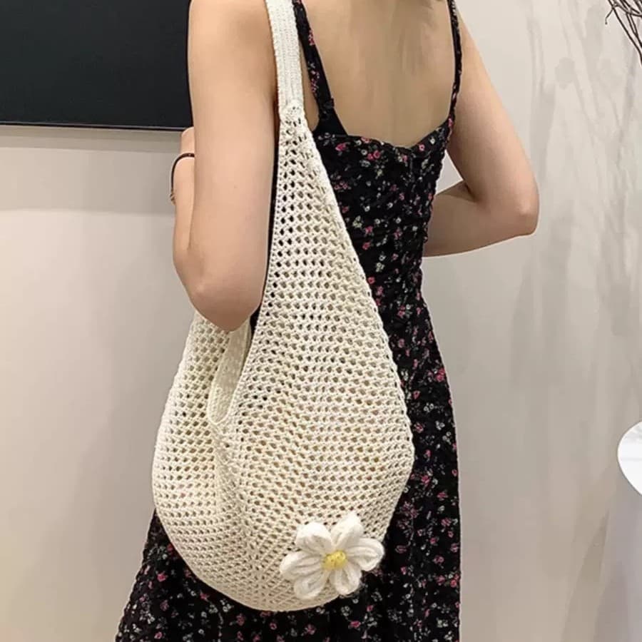 Korean Style 2025 New Holiday Woven Women's Single Shoulder Tote Bag Lazy Knitted Hollow Flower Beach Bag Soft Polyester Lining