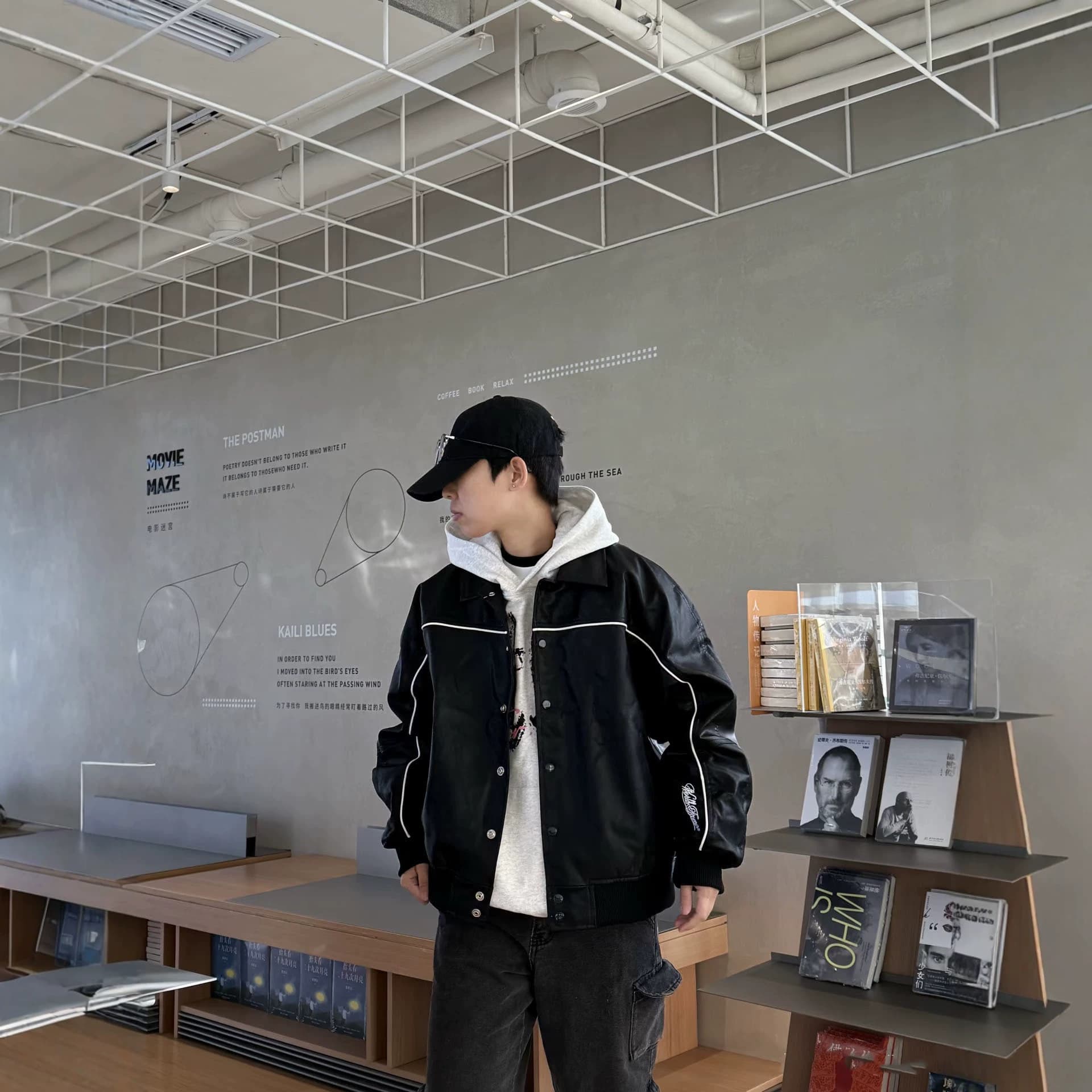 Beiwo Custom Logo Patch Letter Embroidery Varsity Team American Style Button-Down Collar Leather Jacket Coat