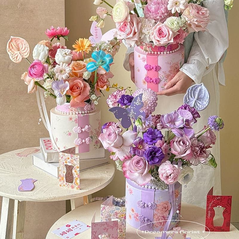 Chinese Valentine's Day Flower Hug Bucket Chinese Style Gift Box Floral Arrangement Bucket Cheongsam Flower Box Simulated Flower Packaging Material