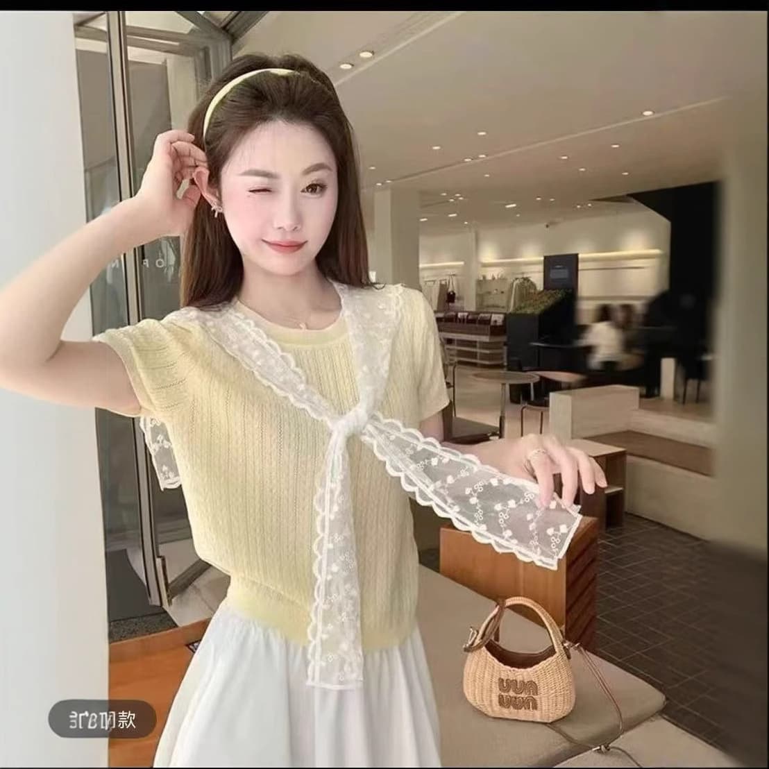 2026 New Trendy Live Streaming Viral Fashionable Slim Lace Shawl Short Sleeve Summer Knit Top