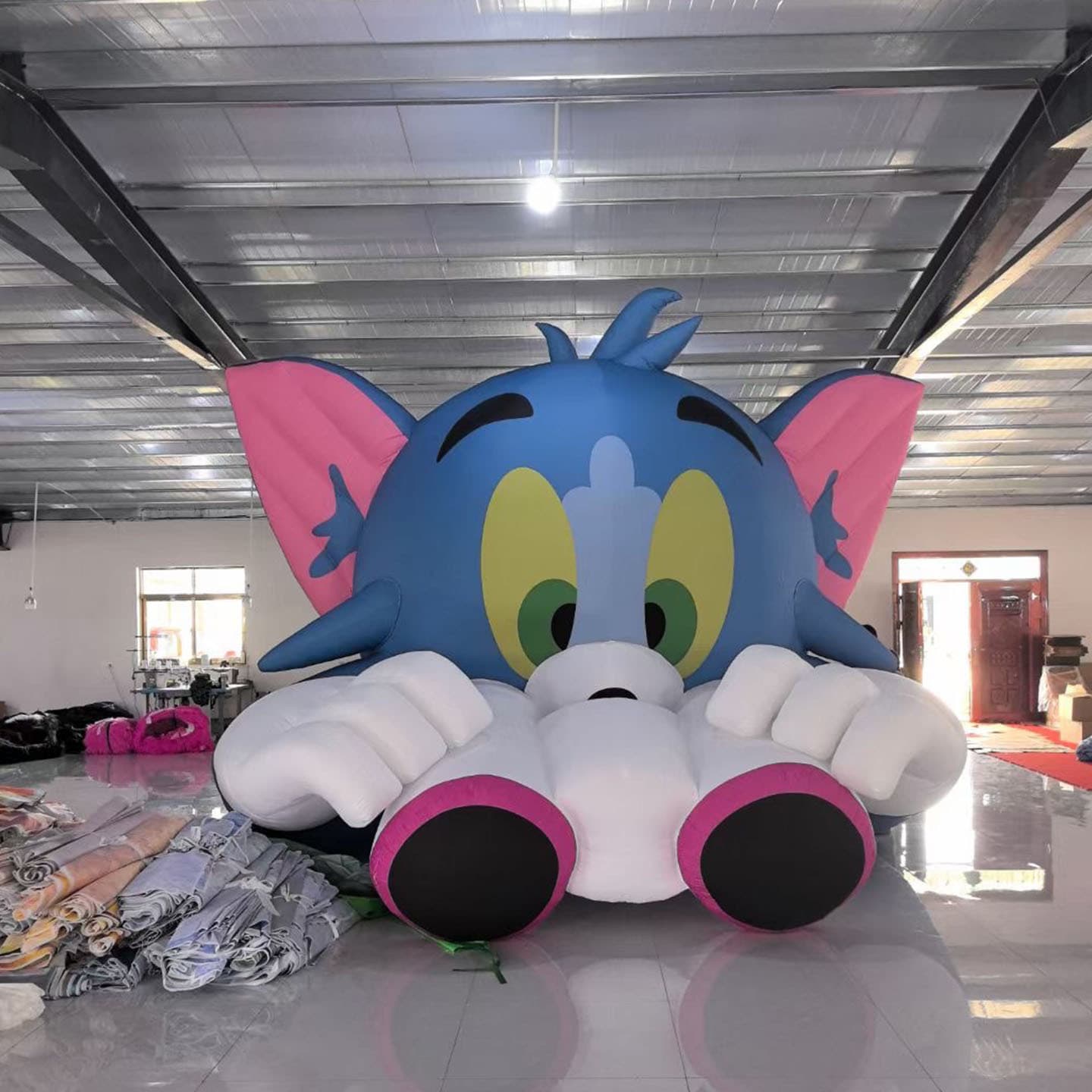 Inflatable Cartoon Character Outdoor Large Inflatable Animal Mascot Rabbit Glowing Display Prop Inflatable Model