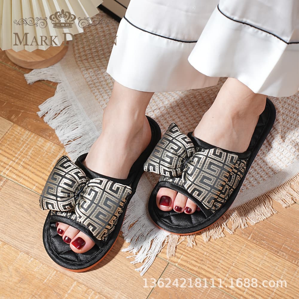 Manufacturer delivers luxury European style bow women's fabric slippers soft sole thickened non-slip home indoor soft sole comfortable