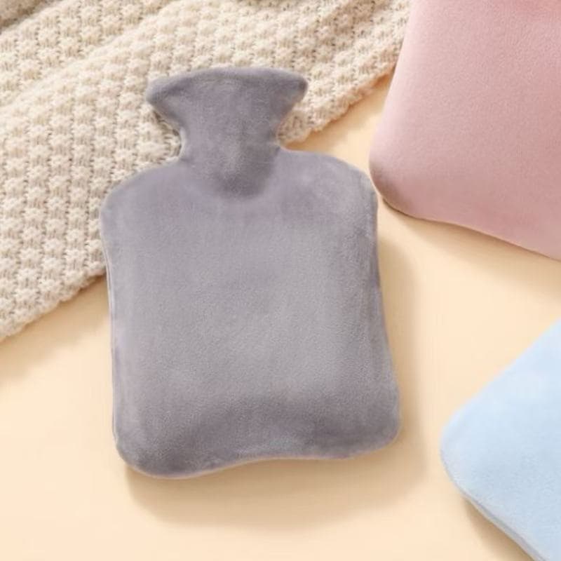 Large, thickened, cute cartoon portable hot water bottle for women, perfect for hot compresses and tummy warming.