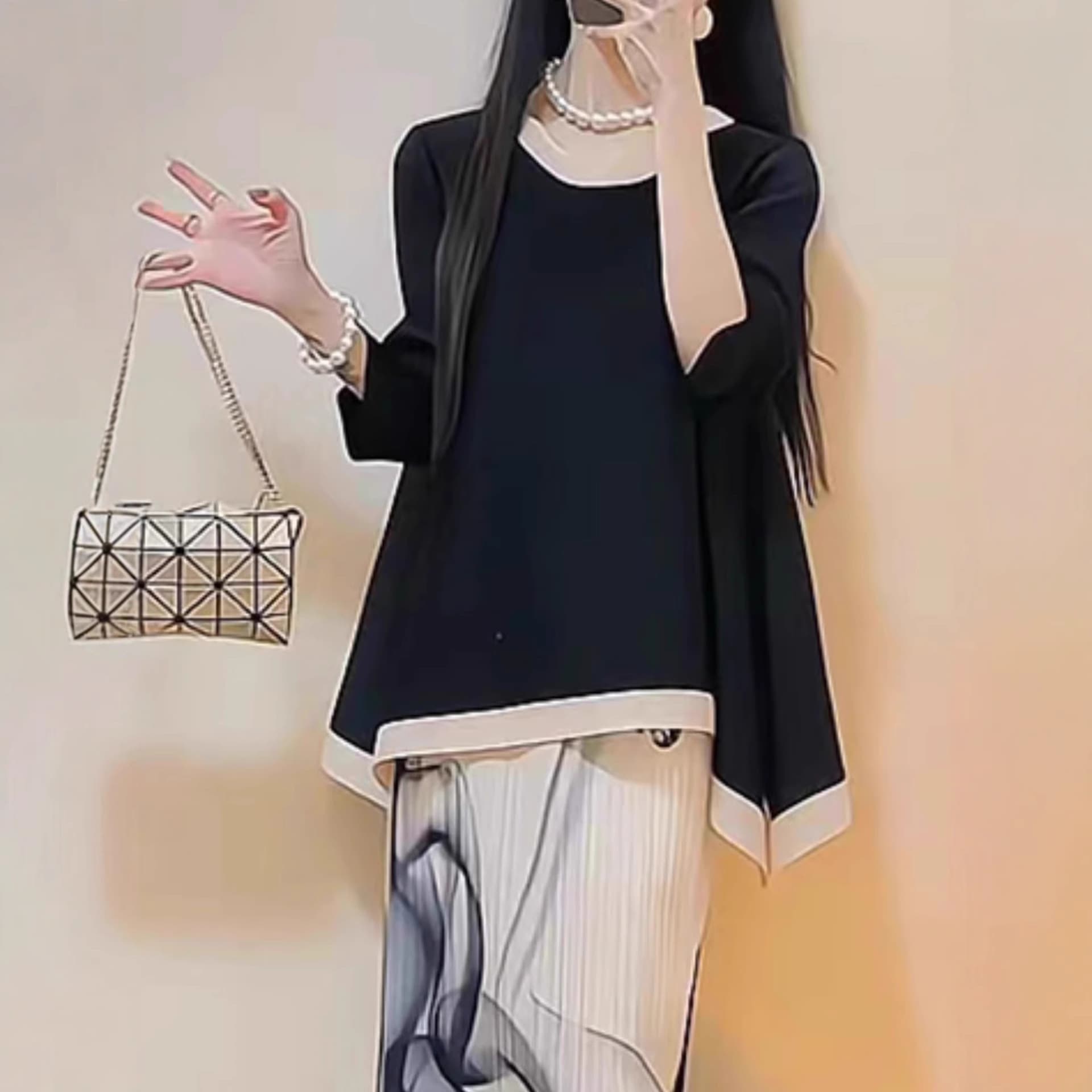 Miyake-style Pleated T-Shirt Top for Women 2026 New Trendy, Elegant, Niche, Non-Clashing Black Top