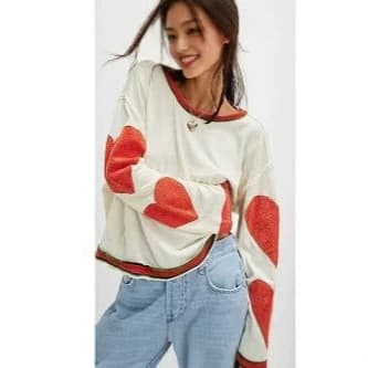 European and American contrast color long sleeve T-shirt for women with heart patch loose casual short cropped top