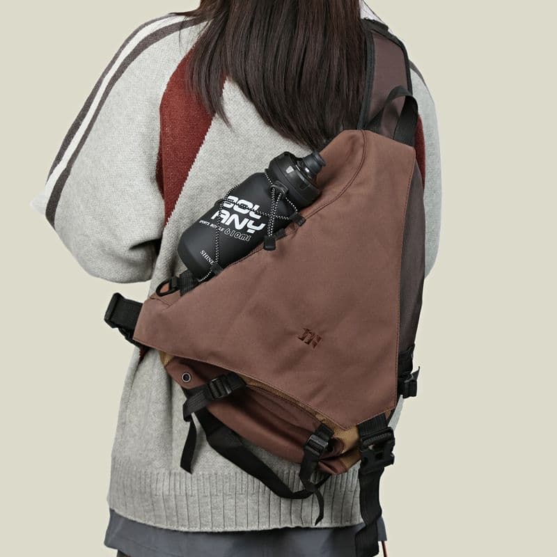 High-value Outdoor Trendy Brand Retro Water-repellent Commute Cycling Sport Archery Bag Lightweight Crossbody Single Shoulder Bag