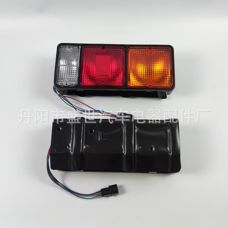 Wholesale Truck Tail Lights, Suitable for Hino Bubble Type Iron Frame Tail Lights, Factory Supply Truck Bubble Tail Lights