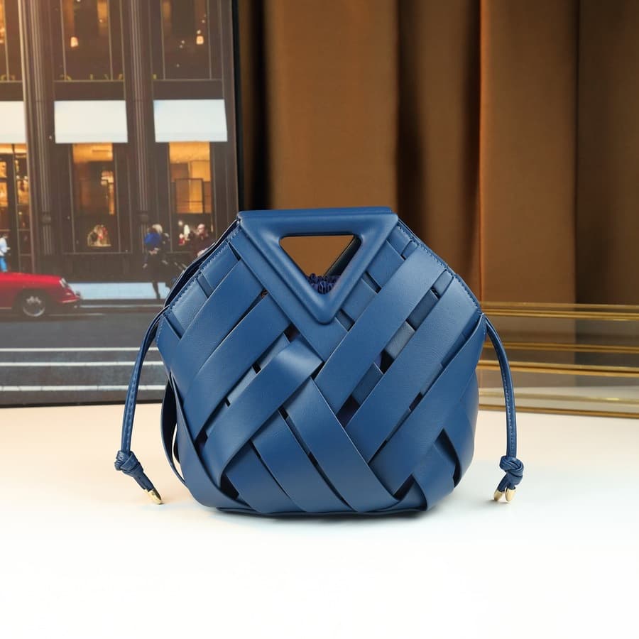 2025 New Style Basket Bucket Bag Genuine Leather Handwoven Hollow Women's Bag Fashion Handbag Shoulder Crossbody Bag