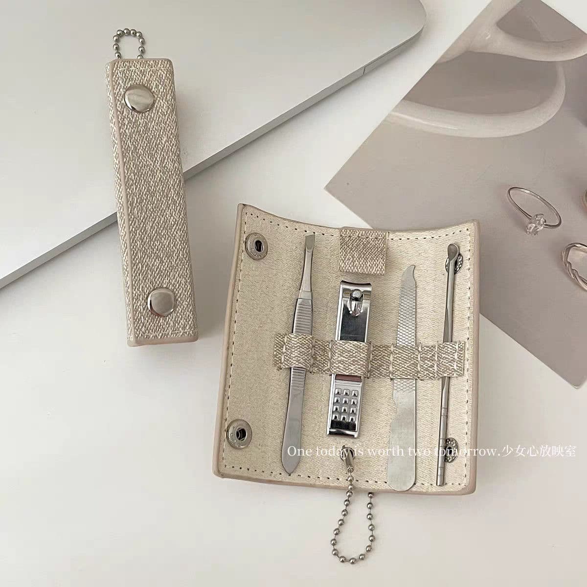 Manicure nail clippers 4-piece set nail scissors foldable portable manicure tool set