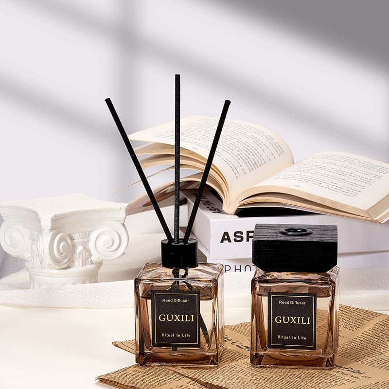 200ml Large Capacity Flameless Aromatherapy for Hotel Living Rooms, Indoor Long-Lasting Reed Diffuser Air Freshener Wholesale