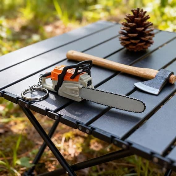 Ready in stock Portable Chainsaw Key Ring mini chainsaw keychain