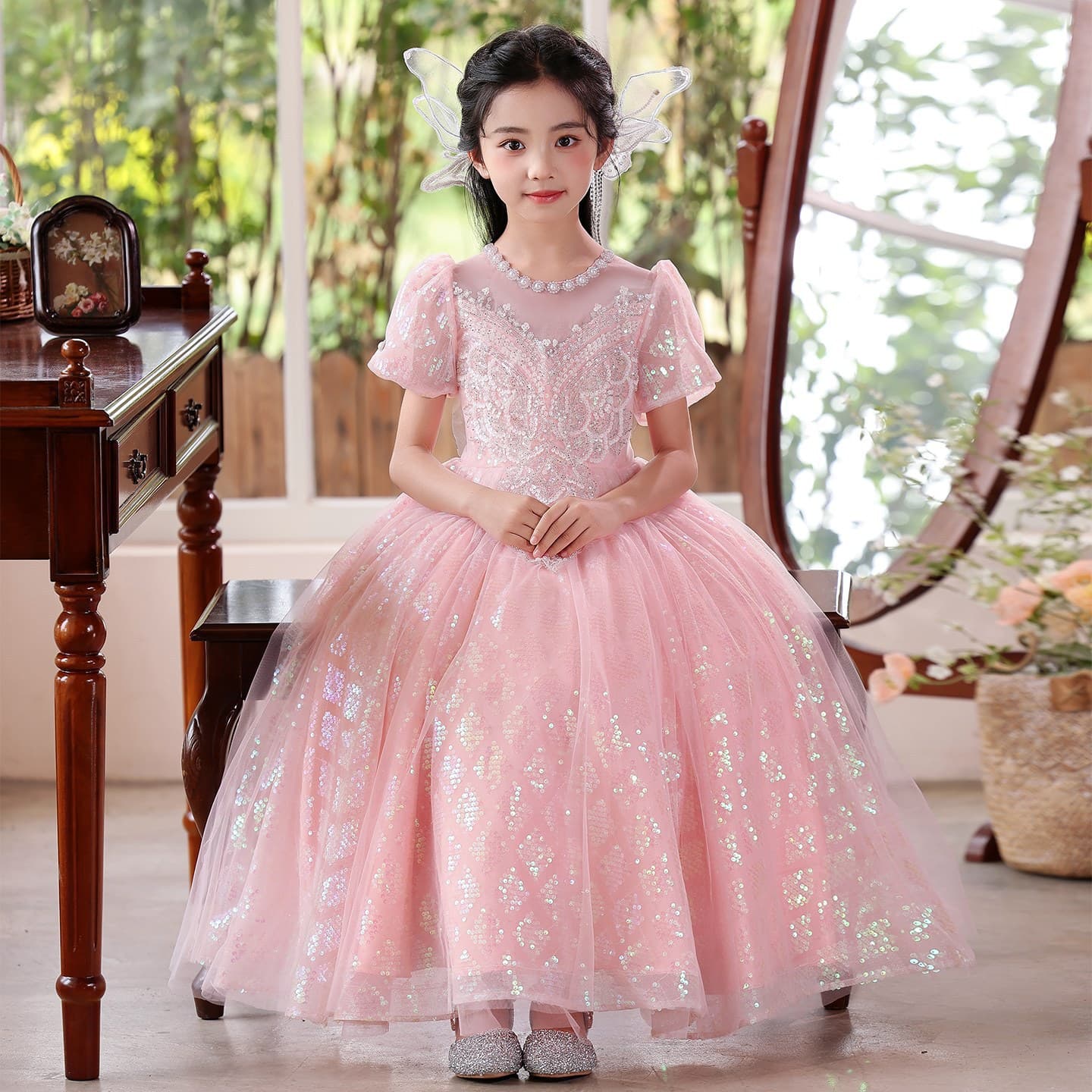 Girls' Dress Little Girl Children's Light Luxury Niche Catwalk Host Piano Performance Flower Girl Party Princess Dress
