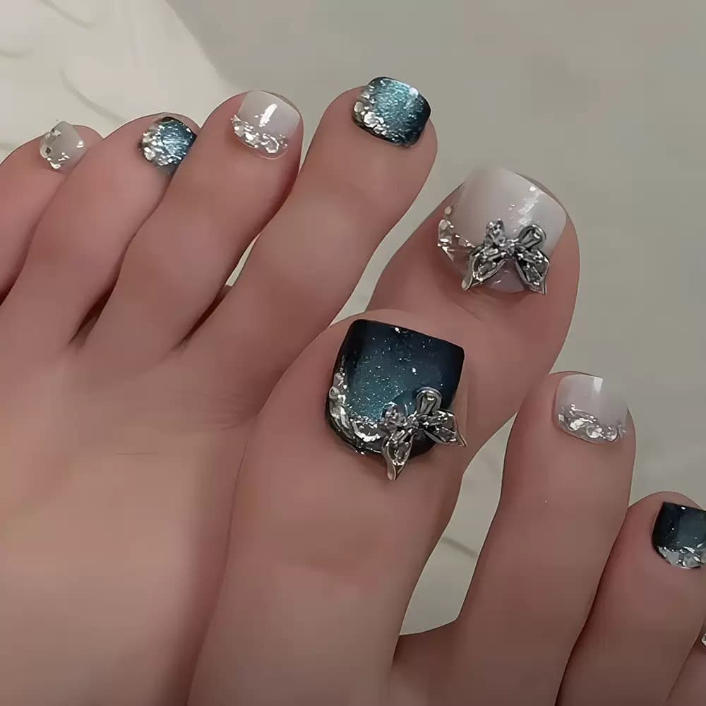 Ice Blue Gradient Cat Eye Toenail Wearable Nails Silver Foil Metal Bow Toenail Tips Misty Blue Rhinestone Cat Eye Toenail Tips