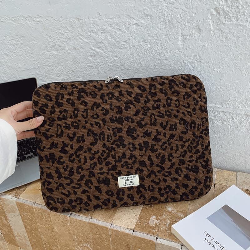 Amazon Corduroy Quilted Computer Bag for 15 inch Leopard Print Laptop Case, Fashionable iPad Bag