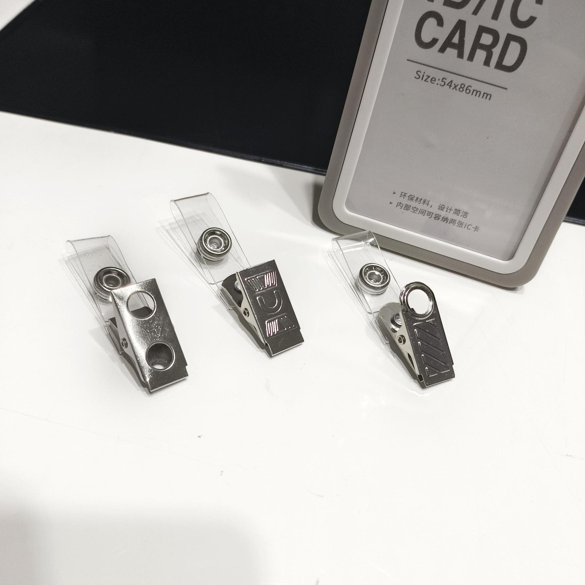 Large English U-Shaped Work Badge Clip with Floral Pattern and Metal Emblem for ID Cards and Employee Tags